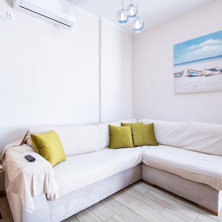 Family Apartment Near Port Pireus Eksteriør bilde
