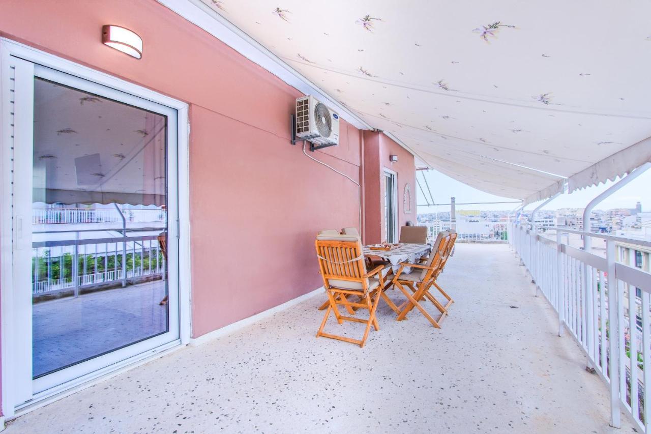 Family Apartment Near Port Pireus Eksteriør bilde